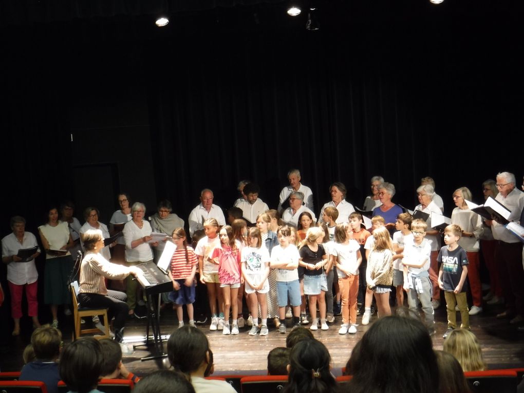 RENCONTRE AVEC LA CHORALE DIÈSE ET BÉMOL !