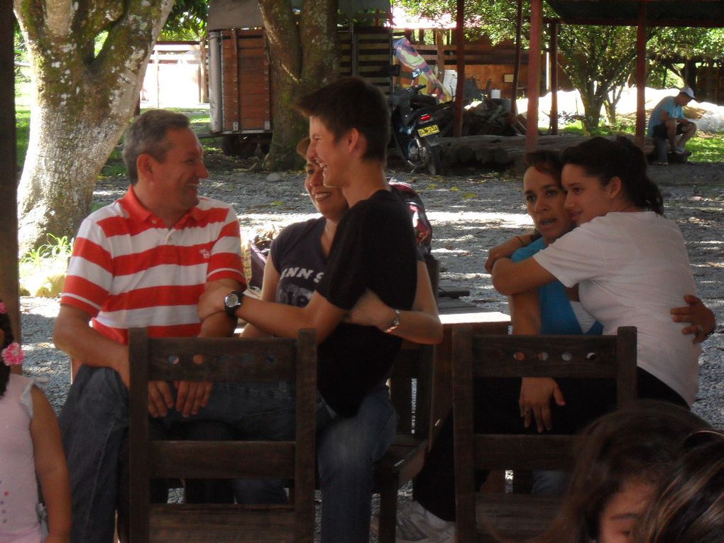 Album - CONVIVENCIA-OCTAVO-2011