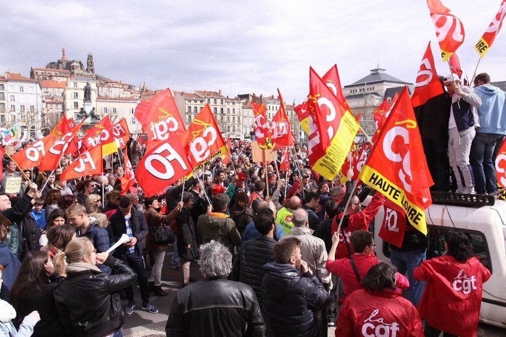 31 mars: 5000 manifestants au Puy, 1million 200 000 dans le pays, une grève très suivie