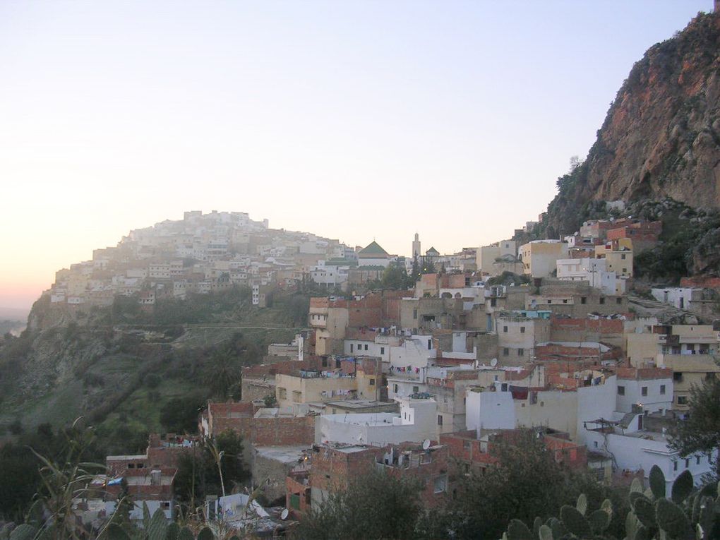 la ville de moulay idriss zerhoun une histoire d un apys d une société d une culture