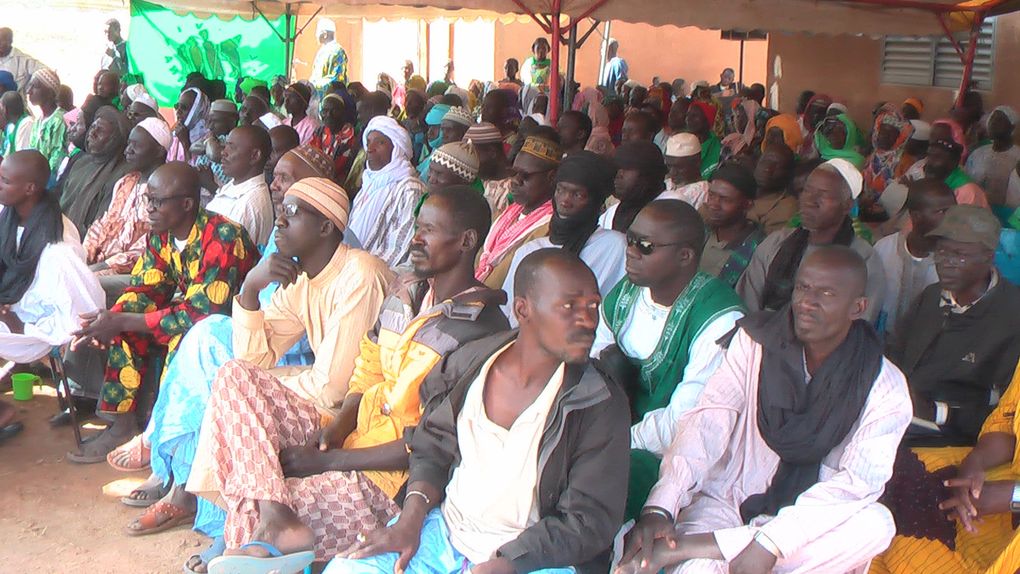 Album - Photos_forum-de-Kolongo--MALI--contre-l-accaparement-de-terre