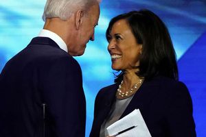 Présidentielle américaine : Qui est Kamala Harris, choisie par Joe Biden comme vice-présidente ?