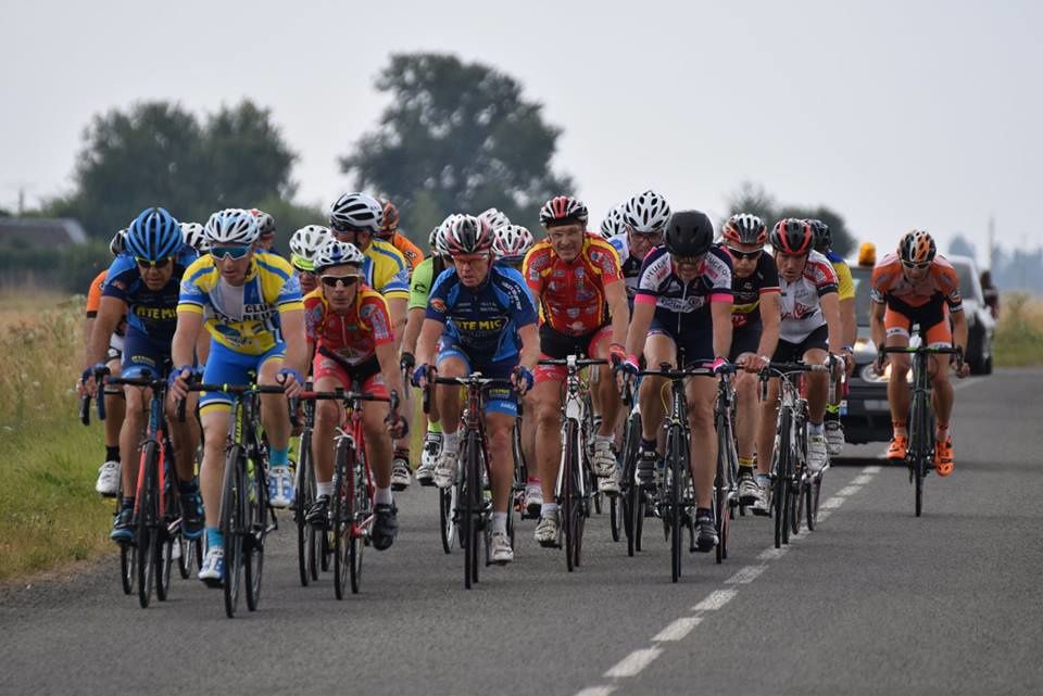 Les résultats et les photos des courses de St Lubin des Joncherets (28)