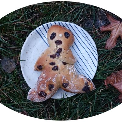 Manneles à la farine semi-complète, clémentines & pépites de chocolat - sans lactose