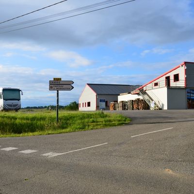 Charre, 64 Aires de camping-cars
