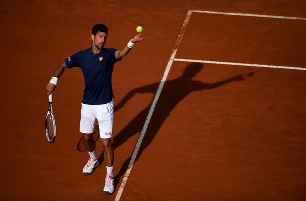 Novak Djokovic: Roland-Garros pour effacer un an en enfer?