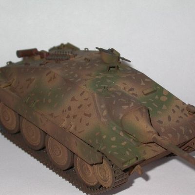 Jagdpanzer 38(t) Hetzer - Bandai 1/48