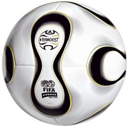 Le ballon du mondial 2006 !