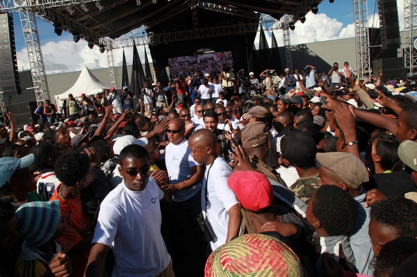 Dans le cadre du IIè anniversaire de la IVèRépublique, le couple présidentiel, Andry et Mialy Rajoelina, a inauguré le «Coliseum de Madagascar» sis à Antsonjombe. 3è partie. Photos: Harilala Randrianarison