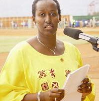 Perezida Kagame yabaye inganzwa kuburyo umugore we amaze kugira imbaraga zidasanzwe!