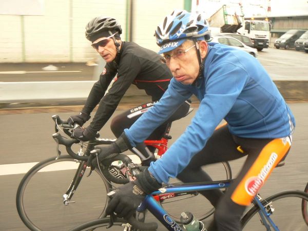 Jacques CARRERE soupir aux côtés de Jean-Claude DRUAIS.