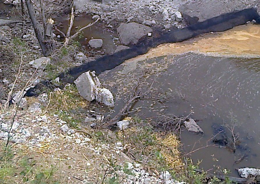 Ruisseau Rec Grand alimentait le barrage de l'Airette et va se jeter quelques mètres plus bas dans le Jaur.