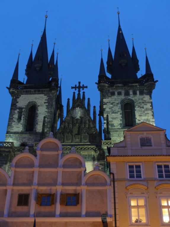 Vues de Prague, au crépuscule, de nuit...