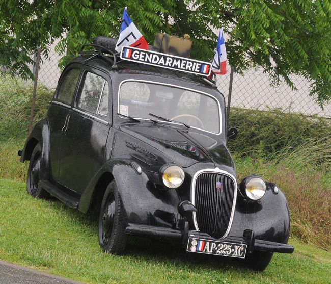 Grand rassemblement des reconstitueurs organisé par l'association "Histoire et Collection" le 23 juin 2013 à Chauconin-Neufmontiers