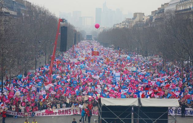 Retour de manifestation - Les indignations des politiciens : espoirs ou faux espoirs ?