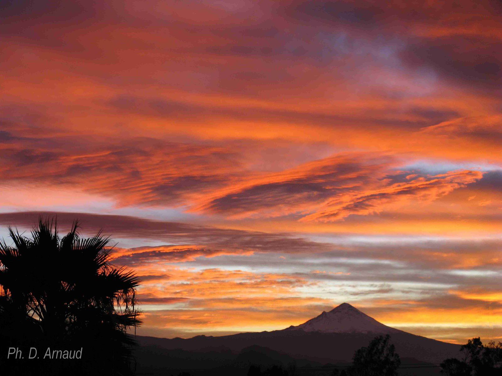 Encore une « popographie », le Popocatepetl et sa suite nuageuse jouent les vedettes