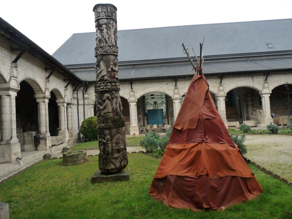 VISITE ECLAIR  au  Musée d'Art et d'Archéologie du Périgord