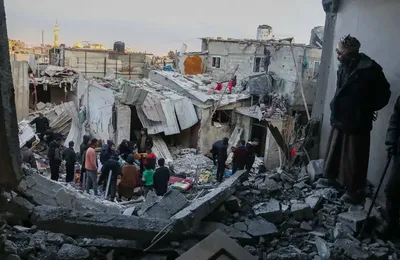 J169. Rapport de guerre. Israël a poursuivi ses frappes aériennes sur Rafah, tuant quatre enfants, tandis que dans le nord de Gaza, Israël a refusé l’aide alimentaire pour la deuxième fois en une semaine (Vidéo)