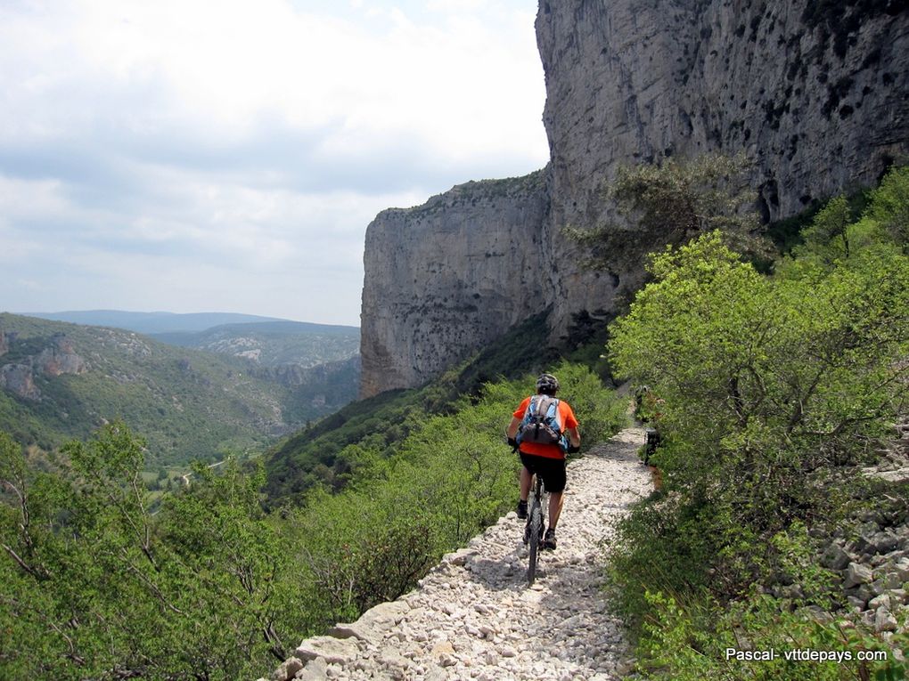 Album - Autour-du-Mont-St-Baudille