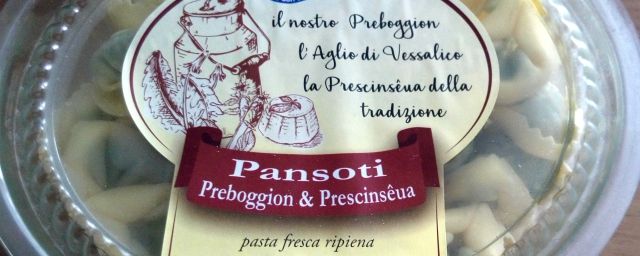 Pansoti con preboggion e prescinseua del pastificio Novella