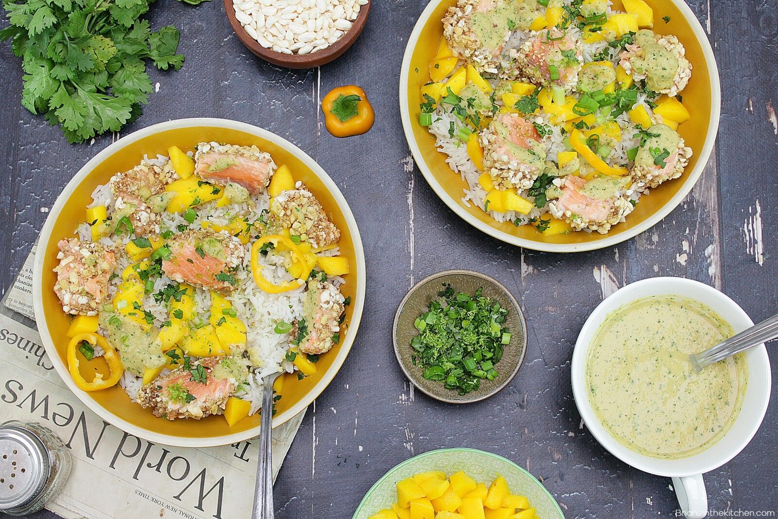 Saumon Croustillant, Riz à la Mangue et Vinaigrette Oignons Sésame ...