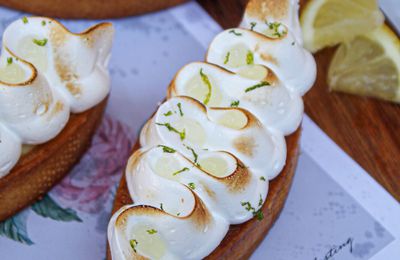 Tartelettes aux deux citron meringuées