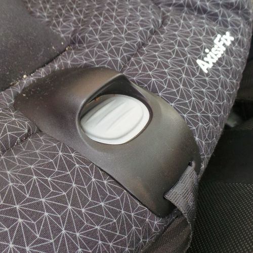 Test Du Bebe Confort Maxi Cosi Axissfix Et Axissfix Plus I Size Securange