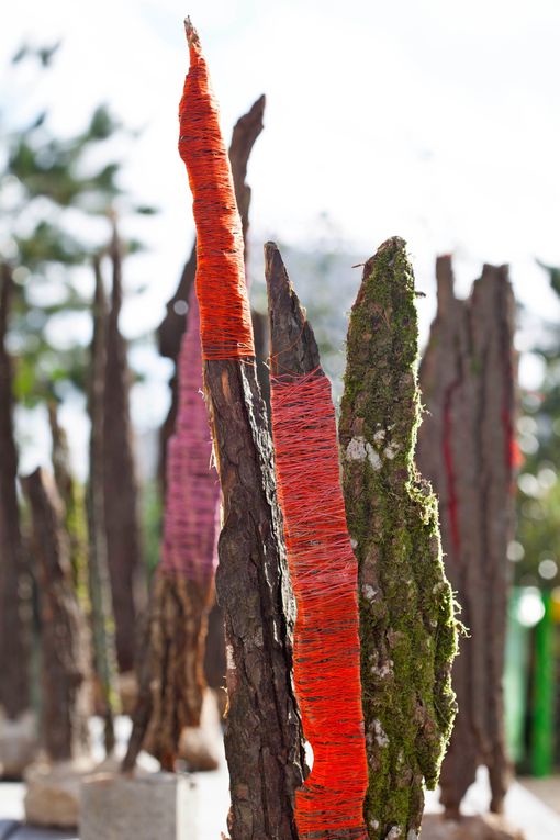 &quot;Ce qui arrive&quot;, installation dans le jardin Anna Marly. Octobre 2013