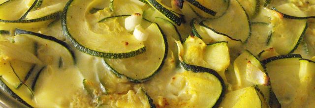 Plat de courgettes épicé