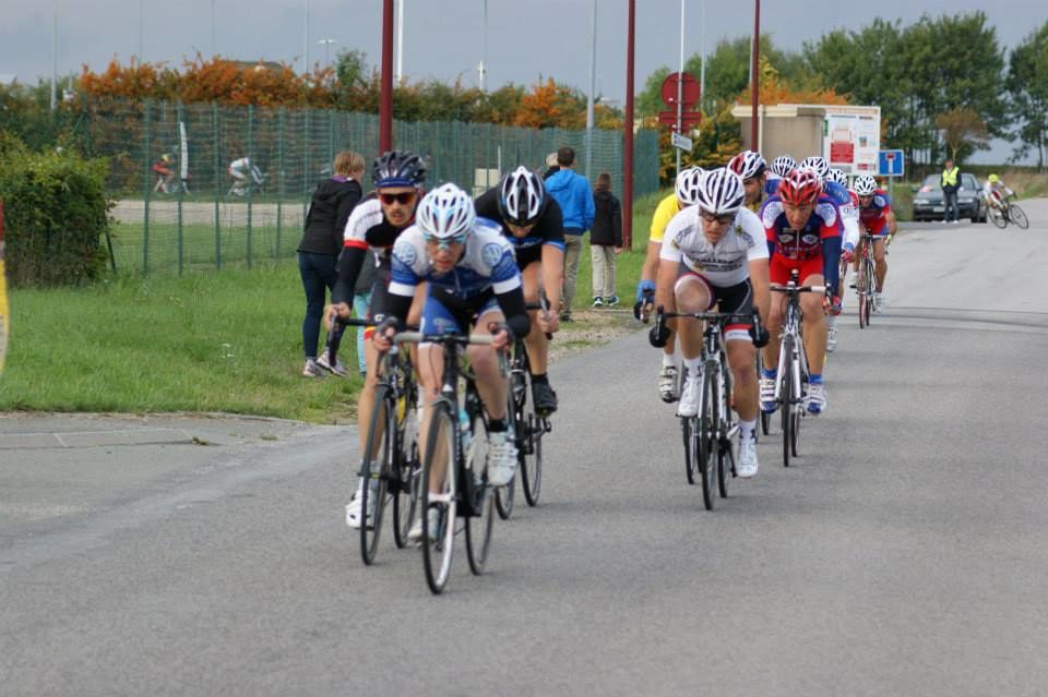 Album photos des courses de Breteuil sur Iton en D1-D2