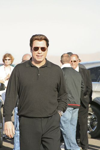 John Travolta scientologue toujours!