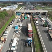 Colère des agriculteurs: la liste des nombreux blocages, avec la menace sur la région parisienne