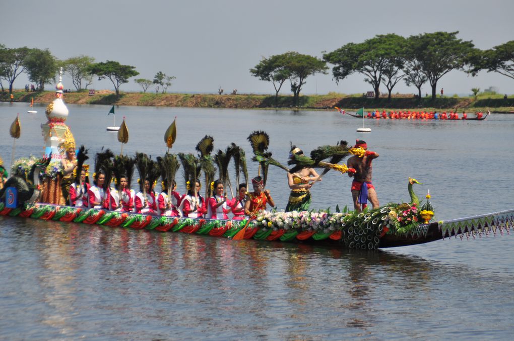 Album - Courses-de-bateaux-Parade