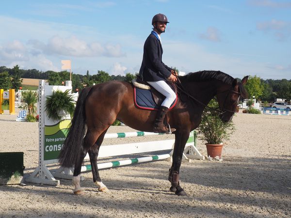 Venise Du Mont, se plait dans les épreuves club!