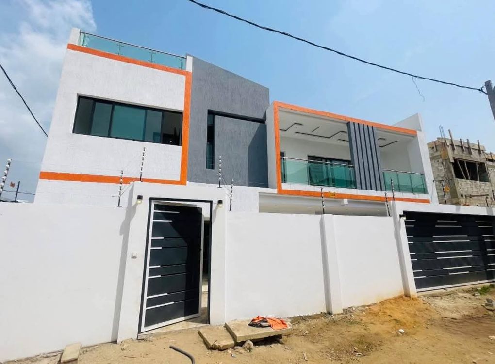 VILLA DUPLEX  HAUT STANDING  A VENDRE BINGERVILLE