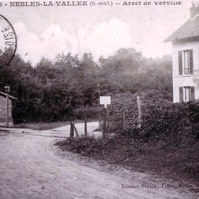 Arrêt de Verville à Nesles la Vallée (95) 1
