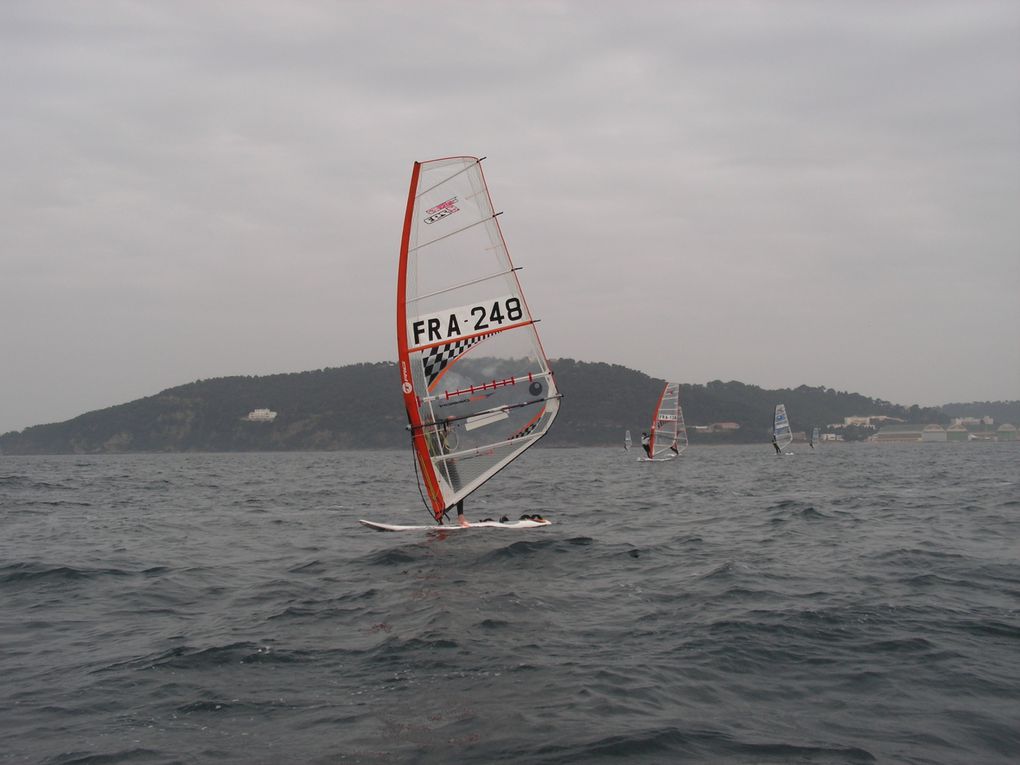 planche a voile en grande rade