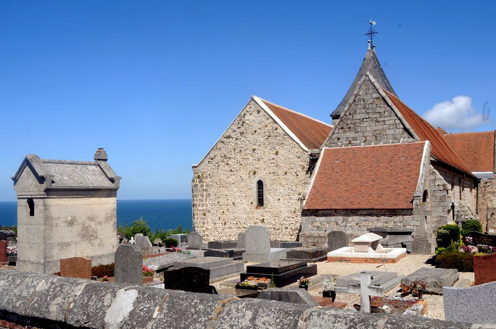 Photos de notre week-end "Travail- Concert et Détente" à Varangéville en Normandie. Que de beaux souvenirs !! Merci à tous et à Dominique pour son accueil !!