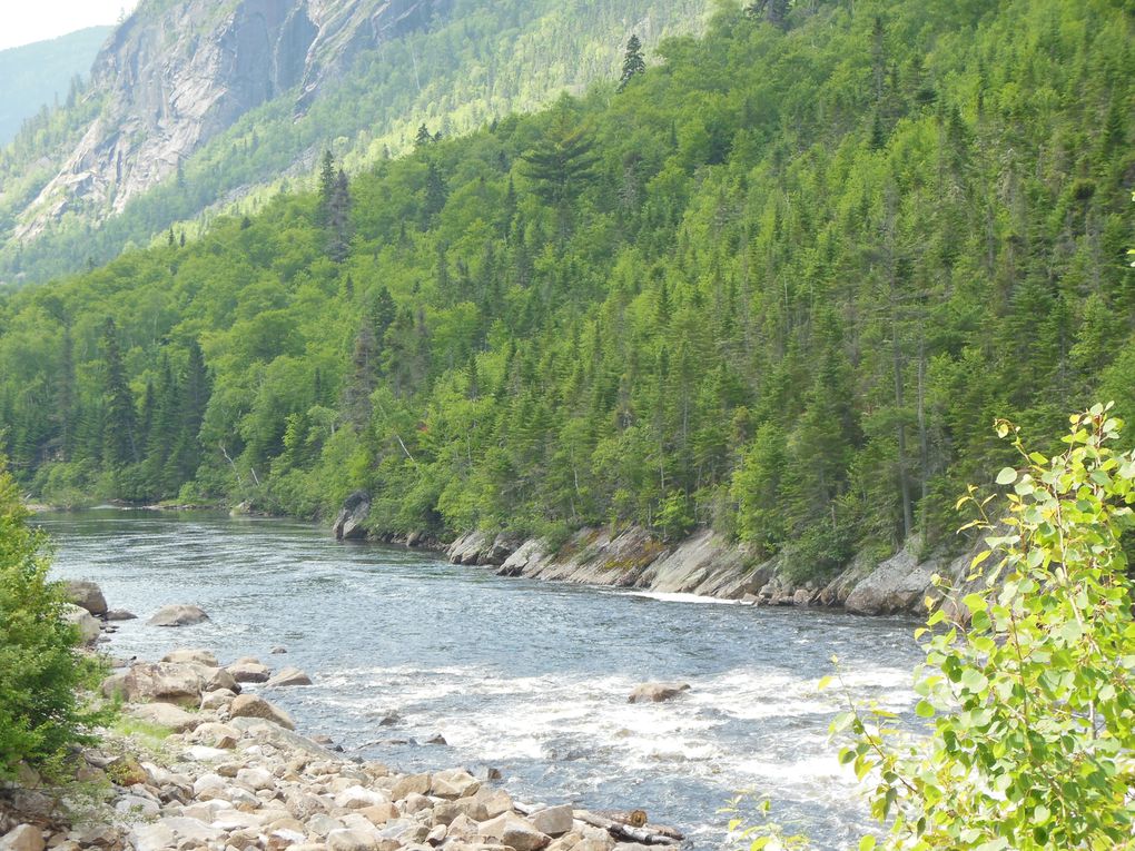 Quelques vues de mon voyage au Québec 
du bleu ,du vert ,des couleurs ,des souvenirs