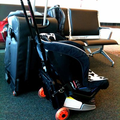 What to consider when buying travel systems for baby