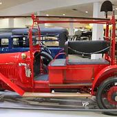 Peugeot 153 Camion échelle - Guide Automobiles Anciennes