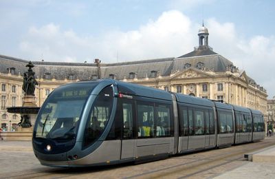 Oui au Tram à Bruges !