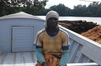 Transport maritime : le jeune Camerounais Fabrice Tsafack conçoit un bateau 