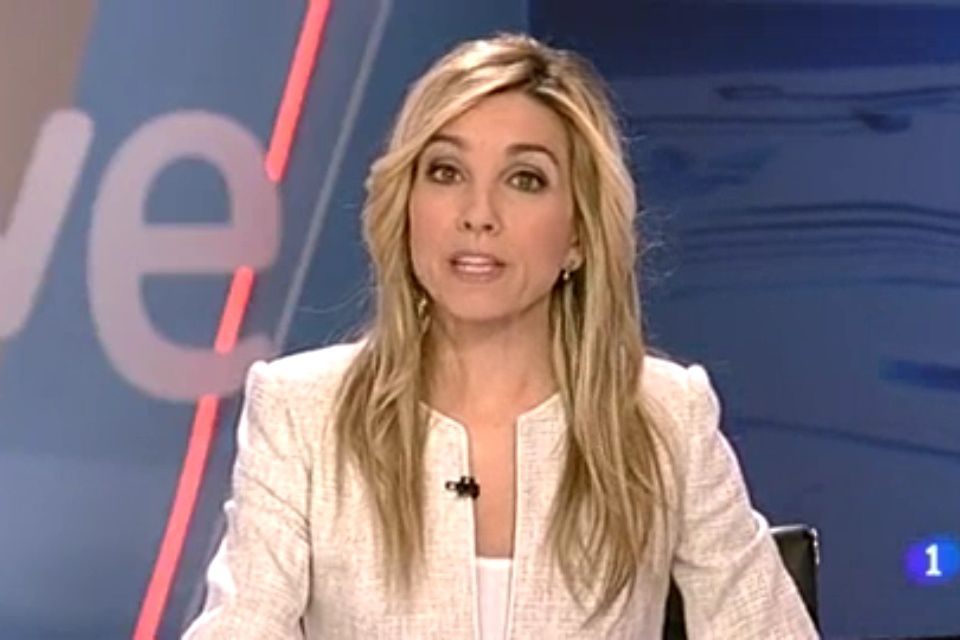 2013 01 29 - MARTA JAUMANDREU - LA 1 - TELEDIARIO @21H00