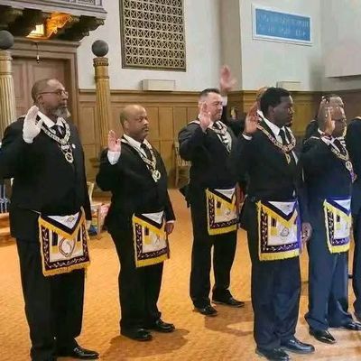 Comment signer le pacte avec lucifer 