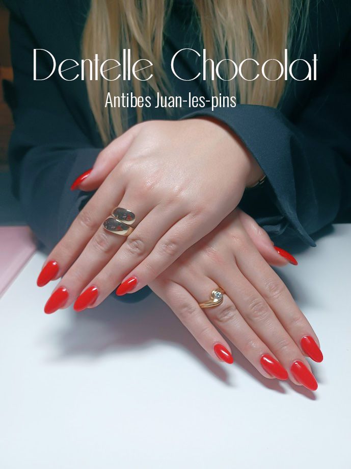 Onglerie Antibes. Manucure . Beauté des pieds . Nail-art Baby boomer . Dentelle Chocolat Ongle