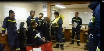 Exercice ABANDON navire : essais combinaison et gilet