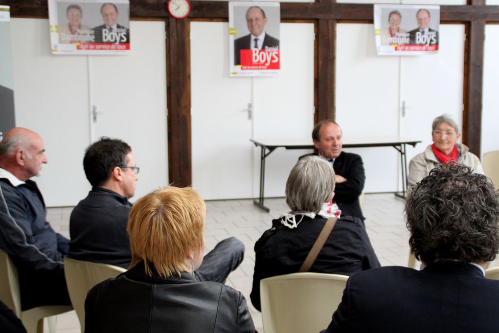 Première réunion publique de la campagne, salle Charles à Lillers