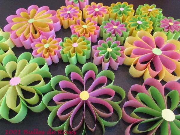 Des Fleurs en papier pour une jolie décoration printanière de Pâques