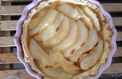 Tarte aux pêches blanches